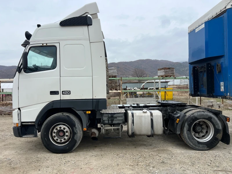 Volvo F12, снимка 3 - Камиони - 49165469