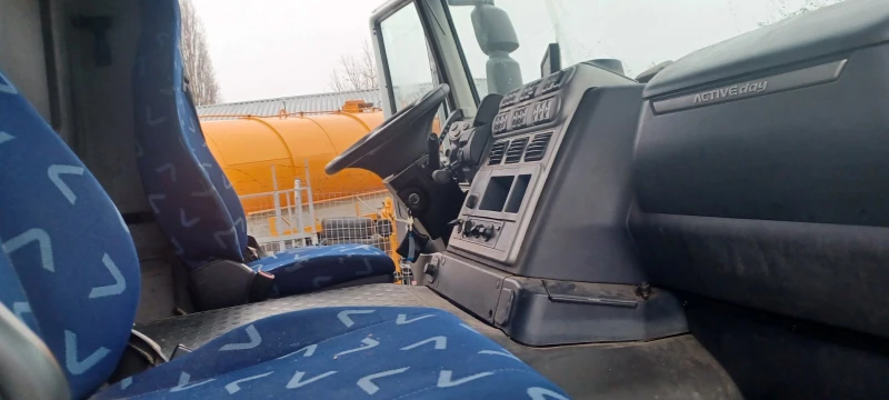 Iveco Stralis, снимка 10 - Камиони - 52789146