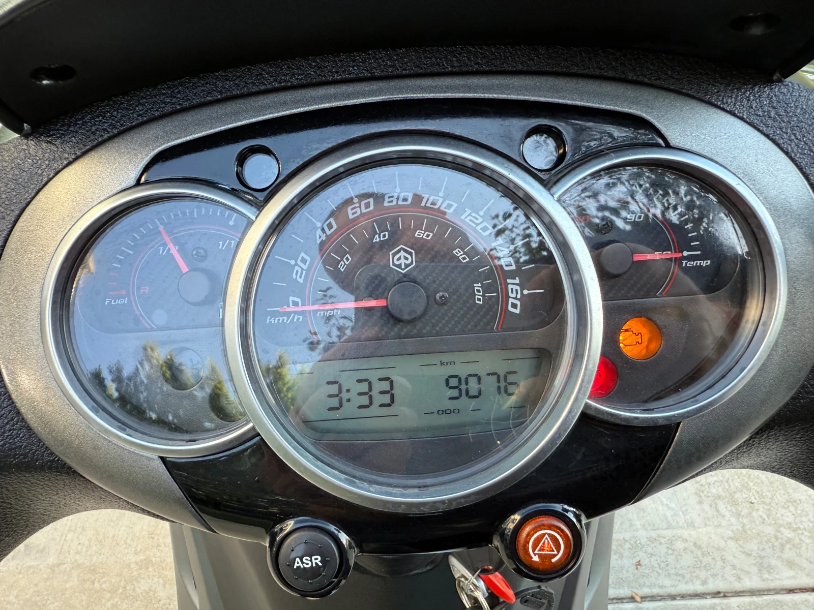 Piaggio Beverly 9000 km !!! 2018 - изображение 10