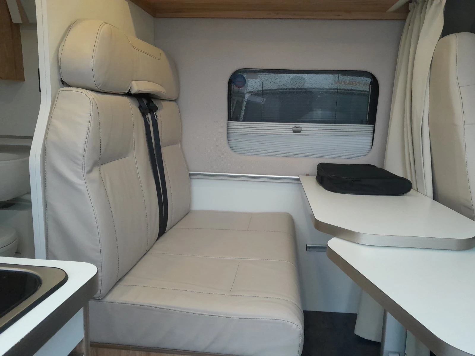 ������ Pilote Bantam 600 | Mobile.bg � ����������� 13