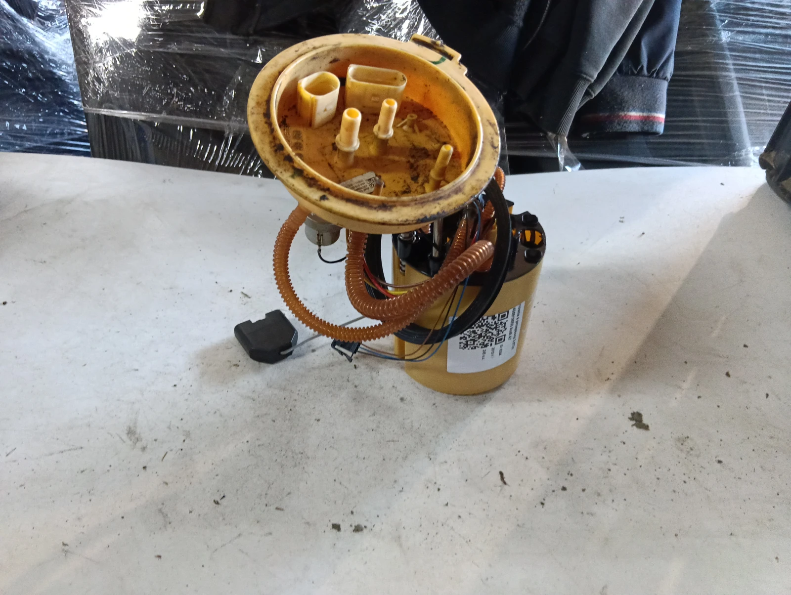 помпа в резервоар 3.0TDI 4G0919050  Audi A7