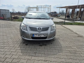 Toyota Avensis Комби, снимка 12