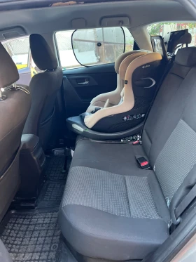 Toyota Auris 1.8 хибрид/бензин/газ, снимка 11