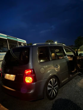 VW Touran VW Touran 2.0 TDI DSG 177 к.с. Highline Euro 5 - 7000 лв. - 90938312 11