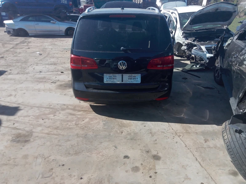 VW Touran 1.4tsi[CDG], снимка 2 - Автомобили и джипове - 45613891