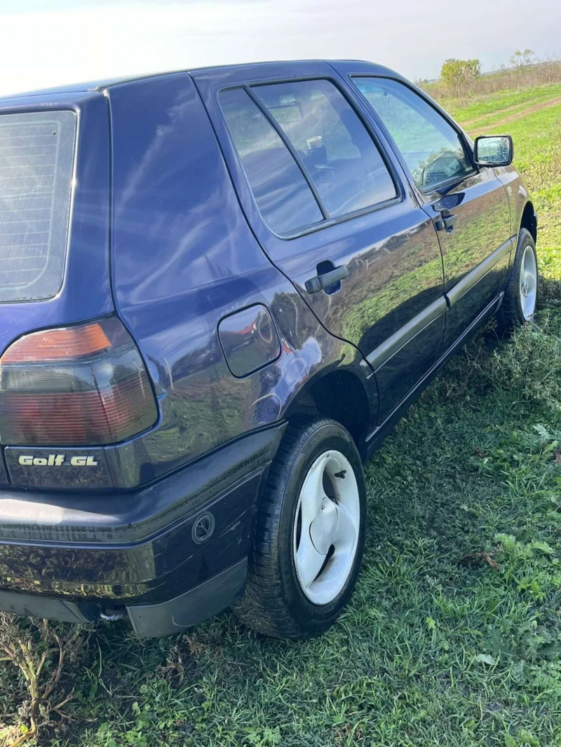 VW Golf, снимка 4 - Автомобили и джипове - 47569595