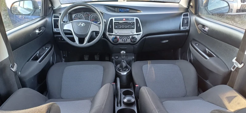 Hyundai I20, снимка 11 - Автомобили и джипове - 47893028