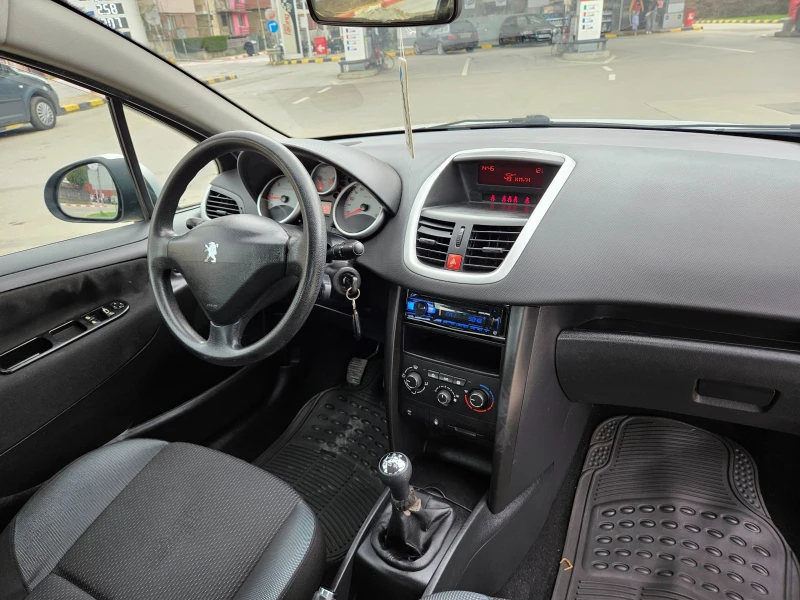 Peugeot 207 1.6 Hdi Klimatik/Facelift, снимка 10 - Автомобили и джипове - 49725249
