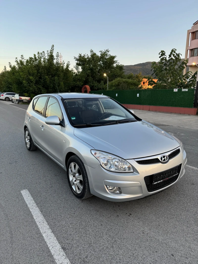 Hyundai I30 1.6, снимка 3 - Автомобили и джипове - 52327603