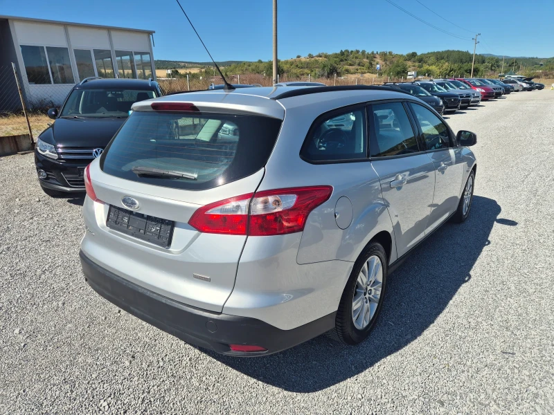 Ford Focus 1.0 Бензин, снимка 5 - Автомобили и джипове - 51788693