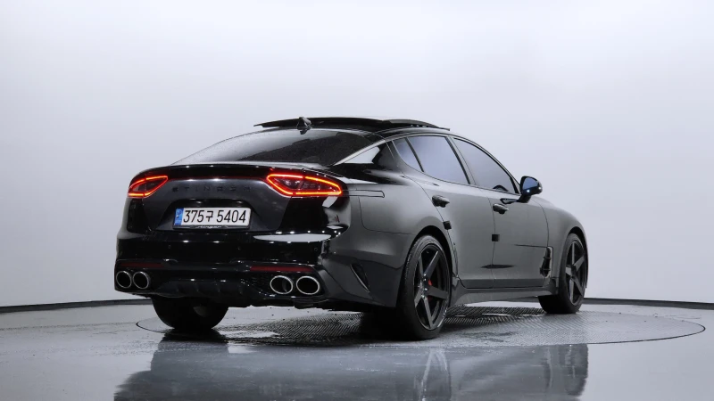 Kia Stinger 3.3 TURBO 2WD GT / УНИКАТ !!!, снимка 2 - Автомобили и джипове - 52307785