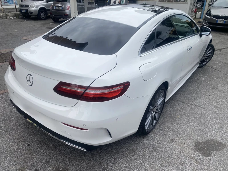 Mercedes-Benz E 220 AMG / 4 MATIC / BURMASTER / ПАНОРАМА / ПОДГРЕВ , снимка 3 - Автомобили и джипове - 52500346