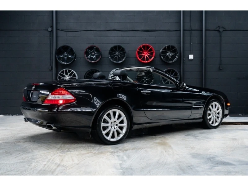 Mercedes-Benz SL 500 550 * * ЧИСТА ИСТОРИЯ * * АВТО КРЕДИТ * * , снимка 4 - Автомобили и джипове - 53396189