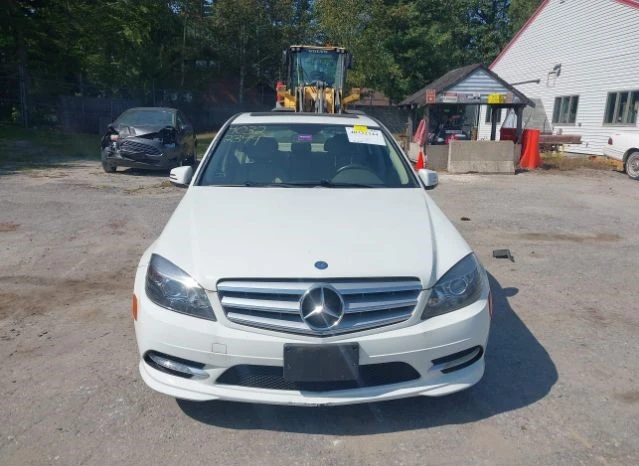 Mercedes-Benz C 300 3.0L V-6 DOHC, VVT, снимка 8 - Автомобили и джипове - 47338651