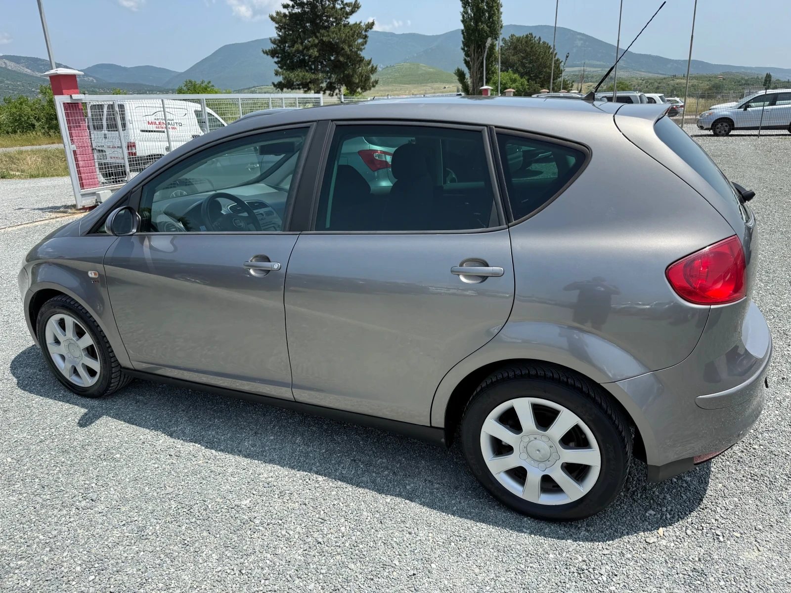 Seat Altea (KATO НОВА) - изображение 9
