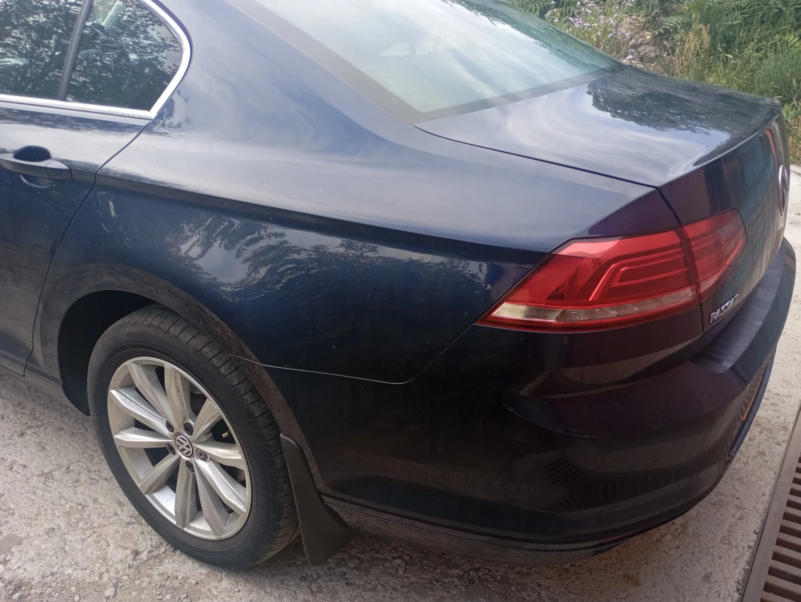 VW Passat 1.6 тди - изображение 4