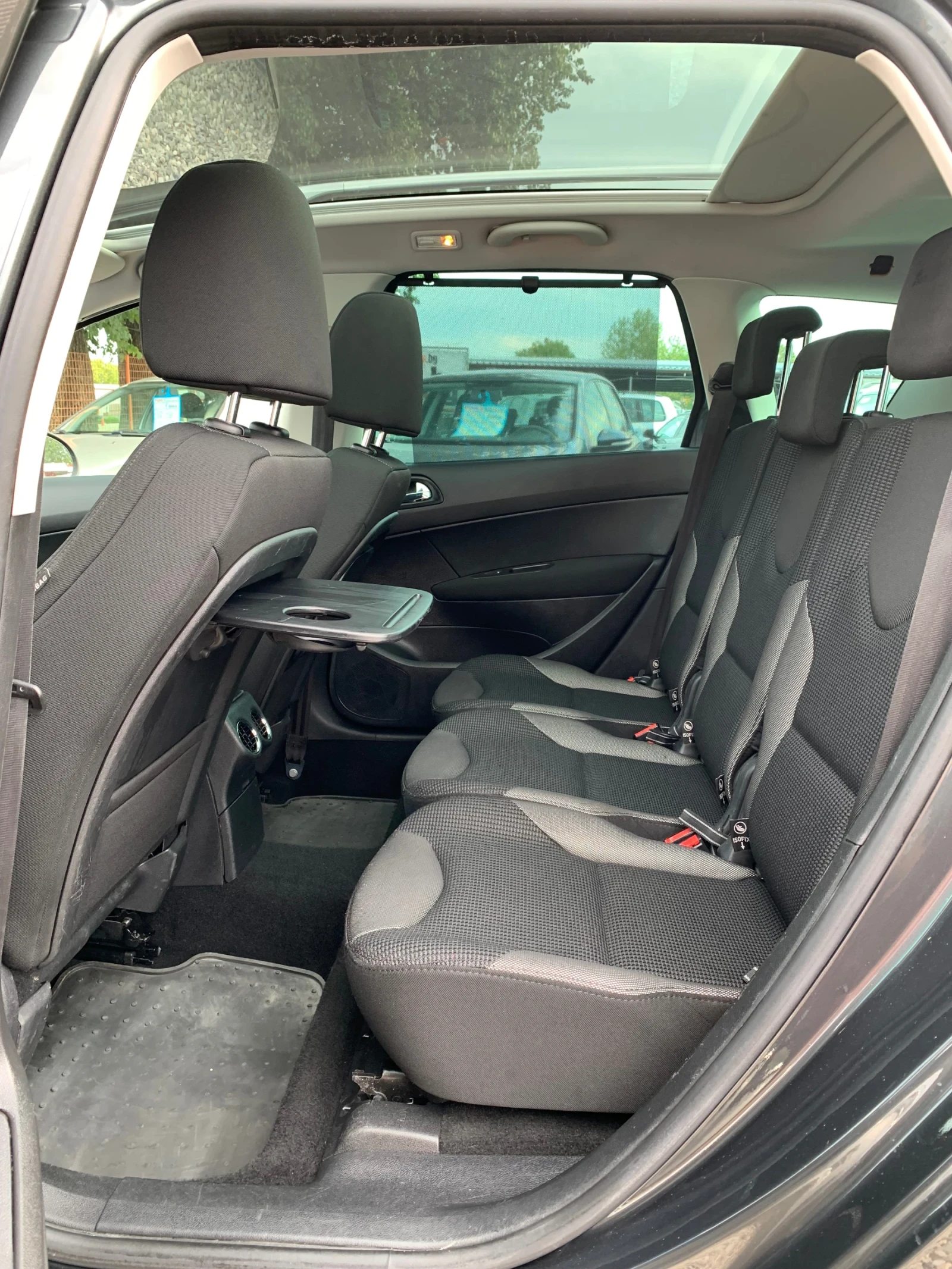 Peugeot 308 SW 1.6HDI - изображение 6