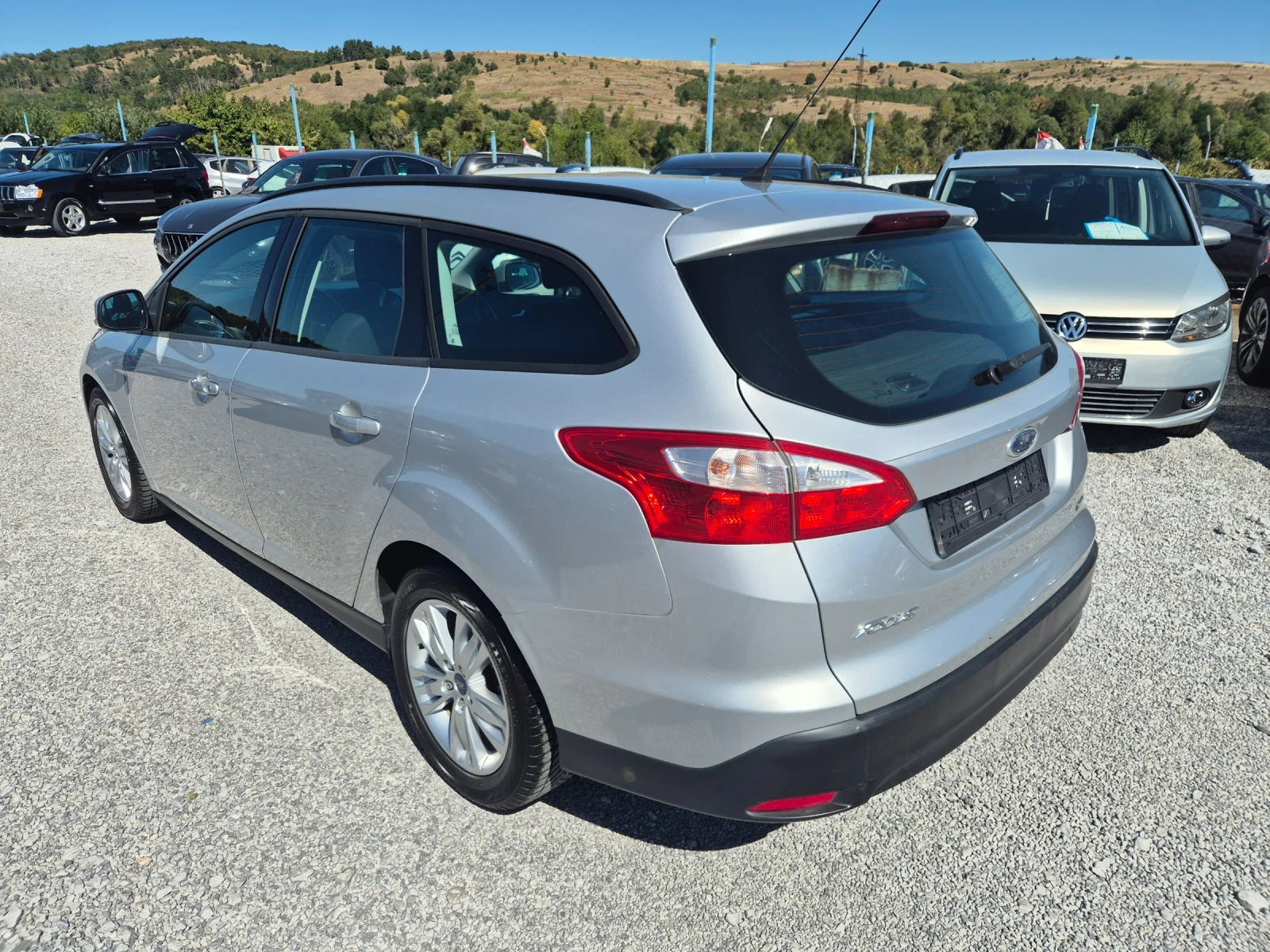 Ford Focus 1.0 Бензин - изображение 4