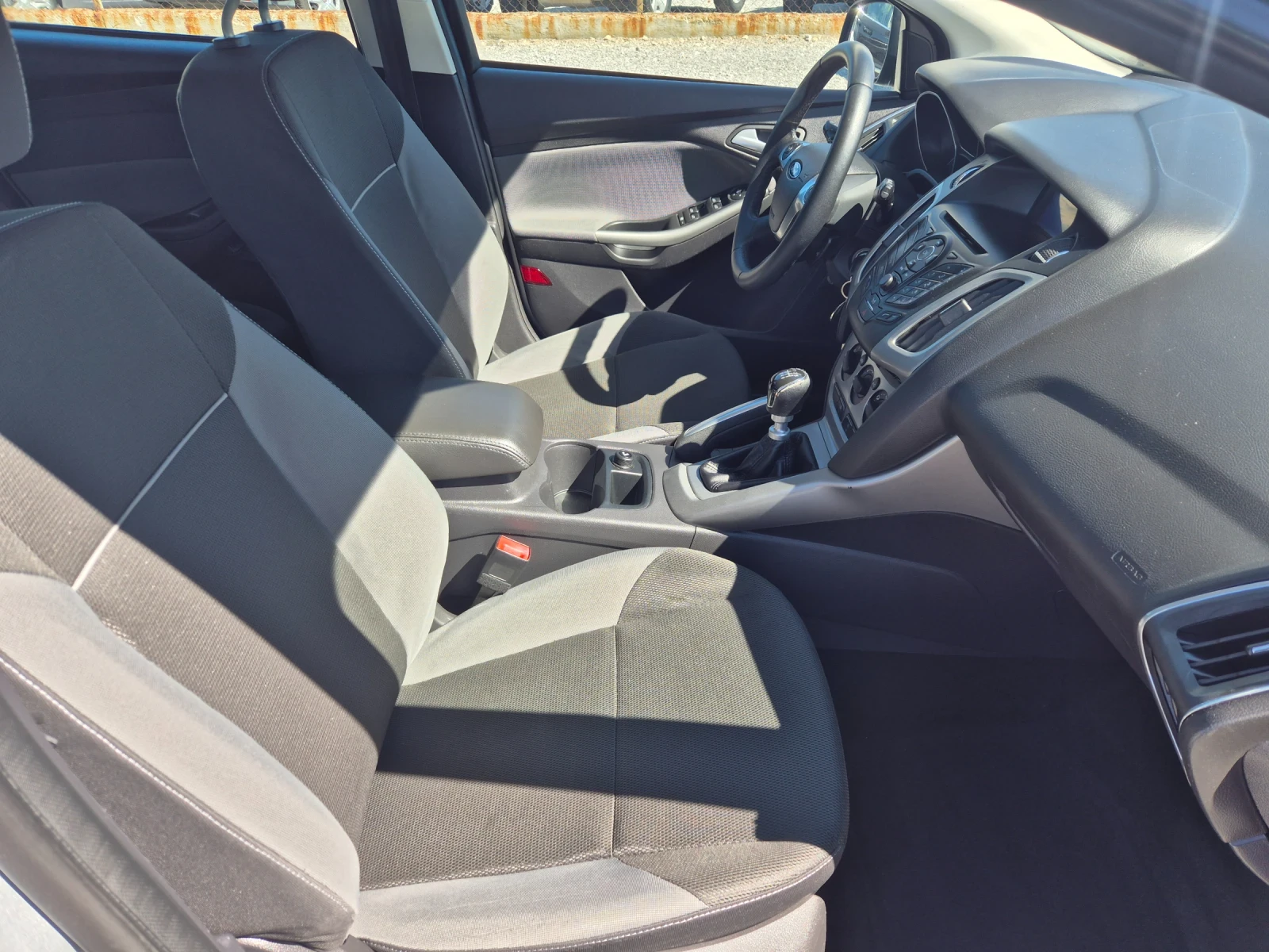 Ford Focus 1.0  | Mobile.bg   14