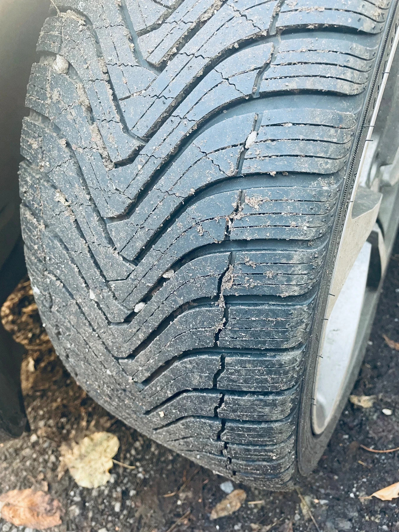 Mercedes-Benz E 200 Kompressor - изображение 10