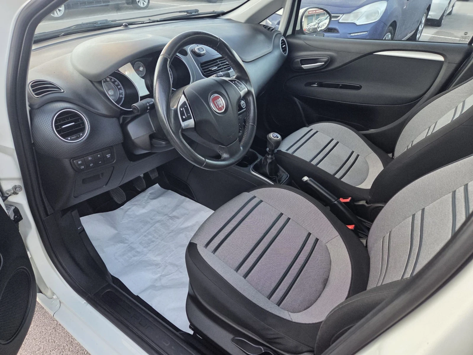 Fiat Punto 1.4 GPL - изображение 7