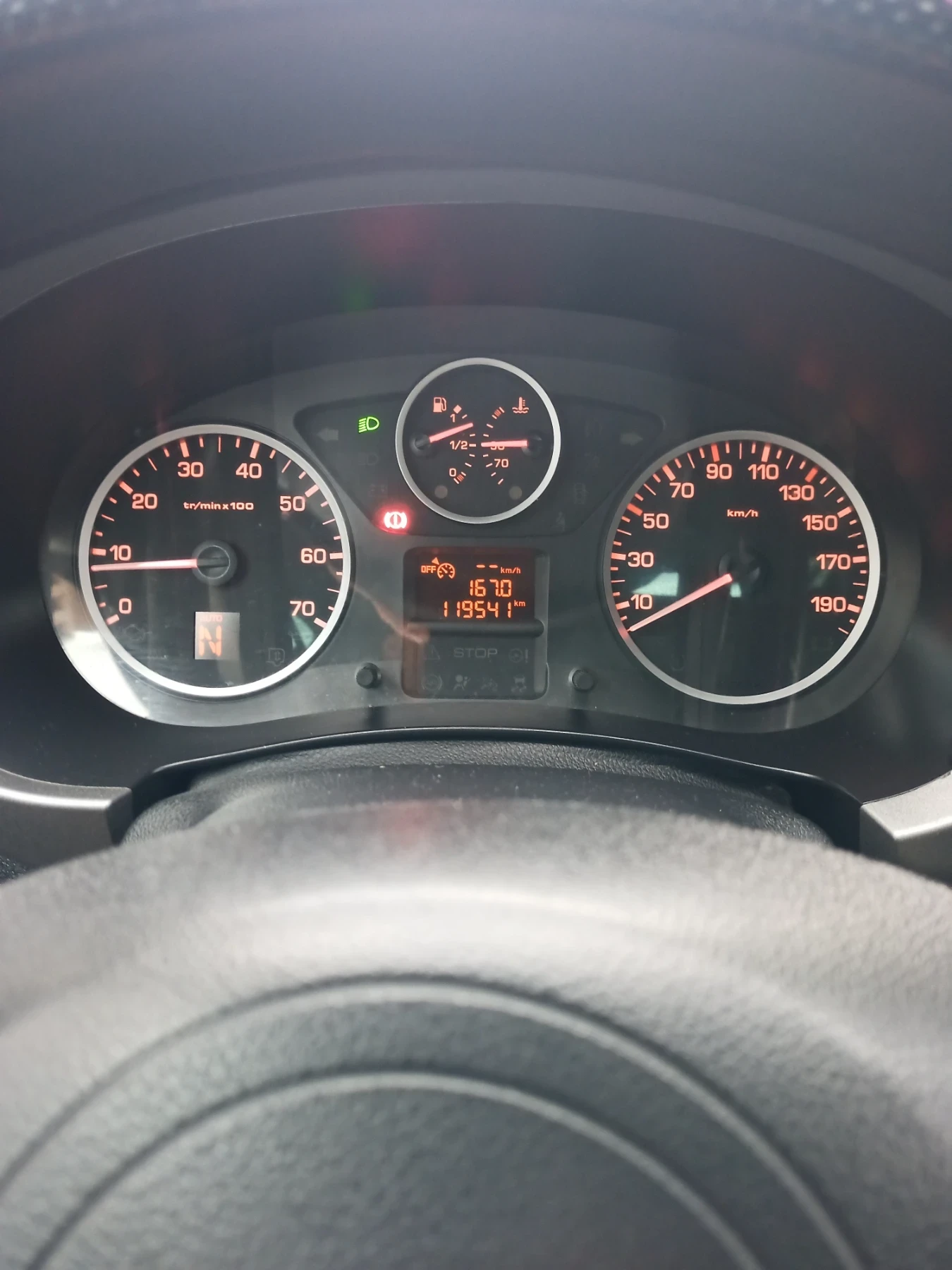 Citroen Berlingo multi space , снимка 12 - Автомобили и джипове - 52838316