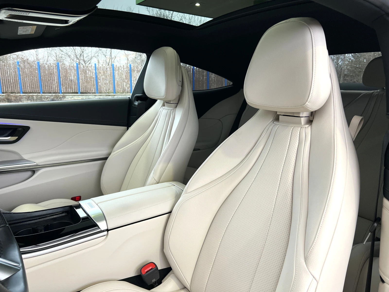 Mercedes-Benz CLE 200 AMG/COUPE/NIGHT/PANO/360/MEMORY/KEYLESS-GO/ - изображение 9