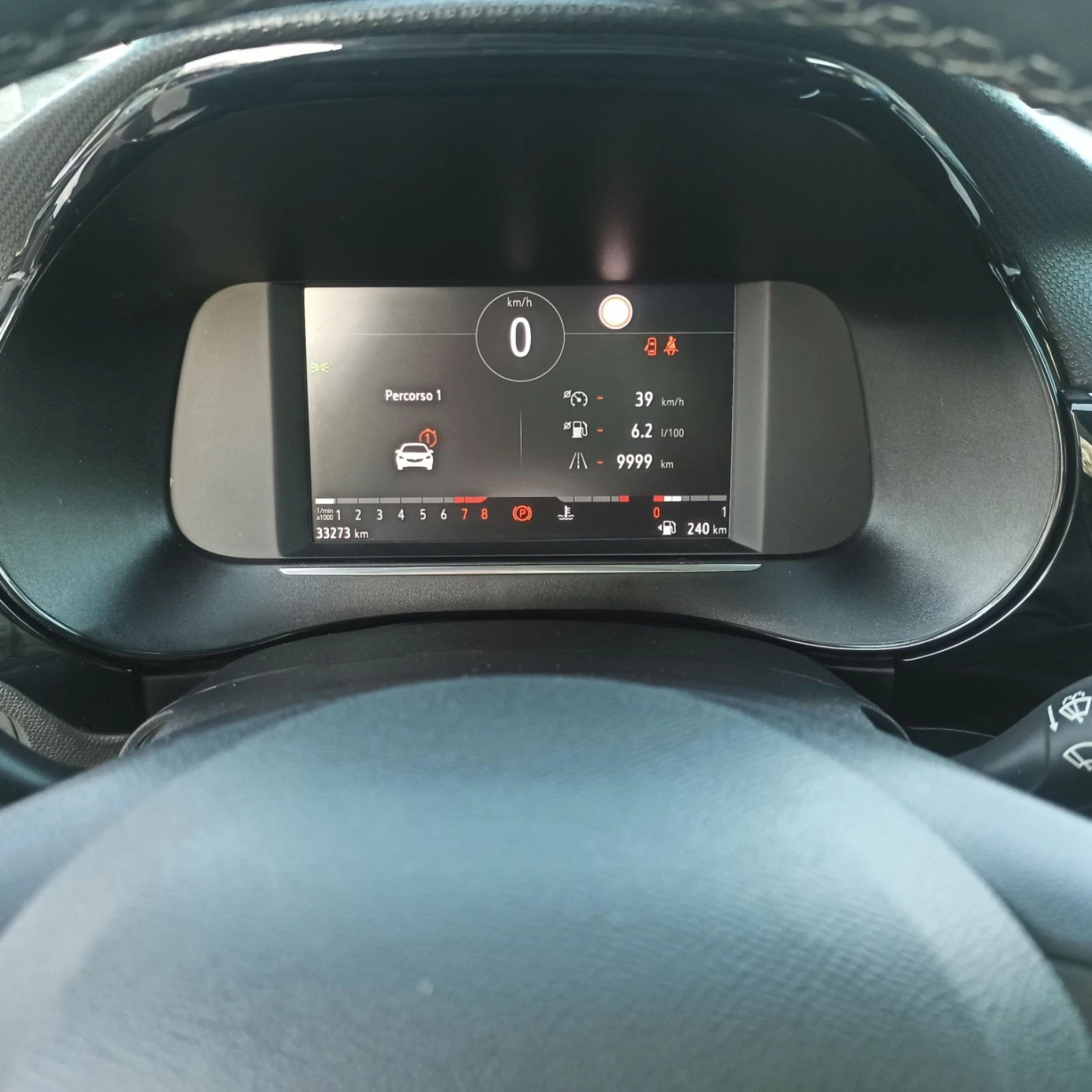 Opel Corsa 1.2i 33 000km., снимка 10 - Автомобили и джипове - 53791644