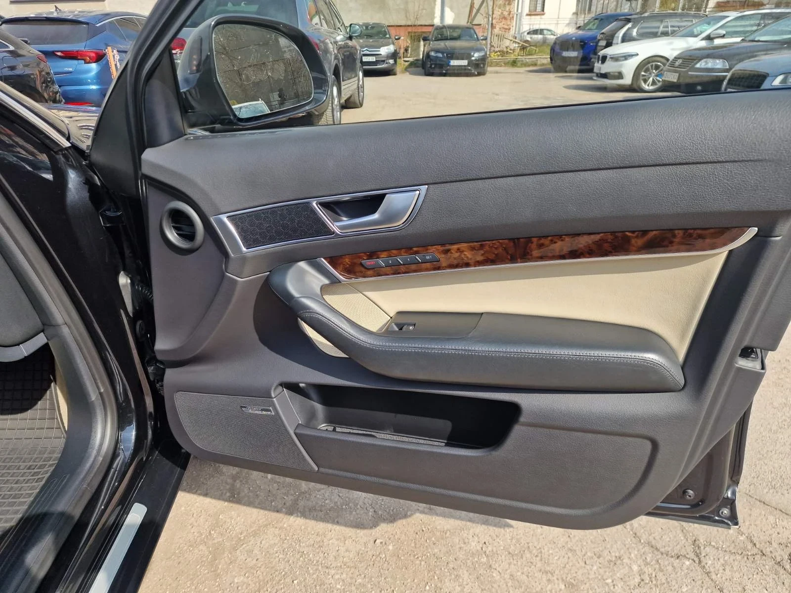 Audi A6 Allroad Комби, снимка 15 - Автомобили и джипове - 53869886