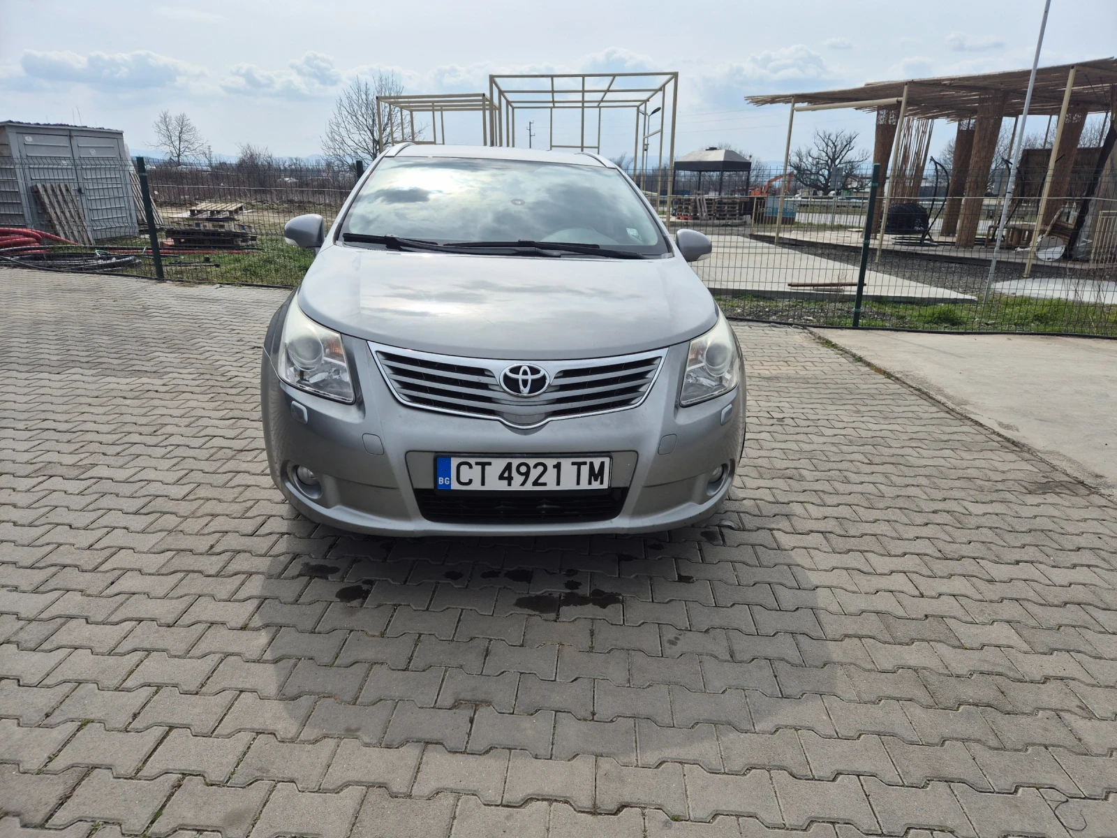 Toyota Avensis Комби, снимка 12 - Автомобили и джипове - 53873048