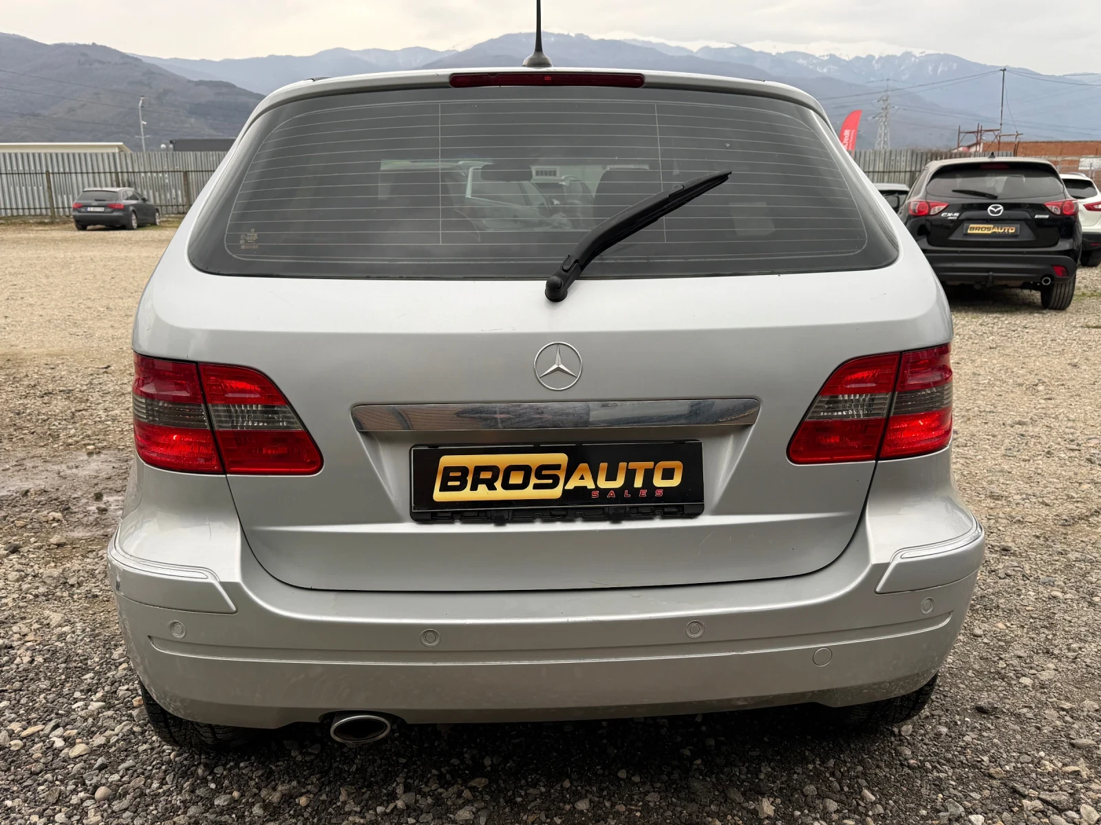 Mercedes-Benz B 200 Automatic, снимка 4 - Автомобили и джипове - 53890578