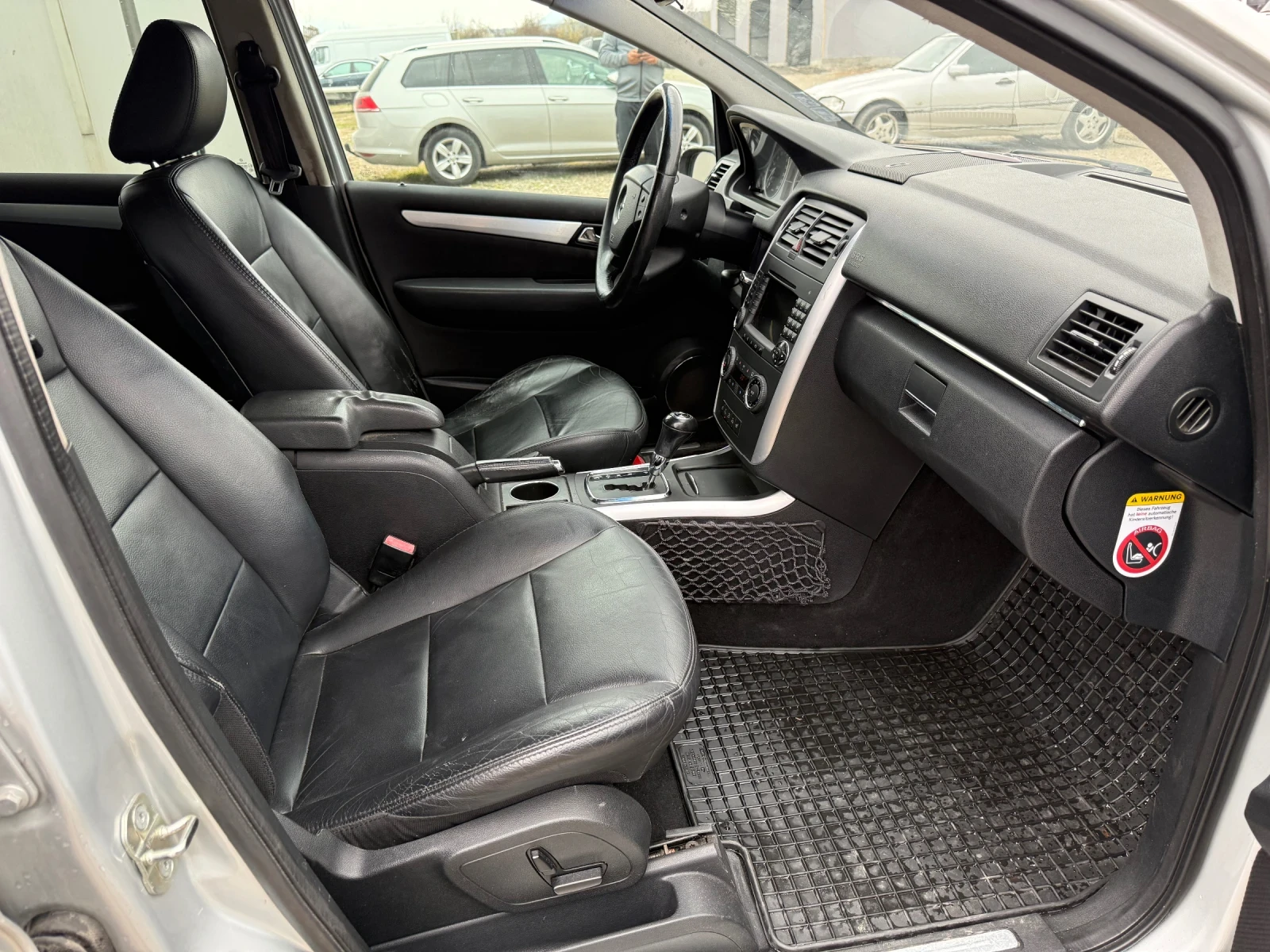 Mercedes-Benz B 200 Automatic, снимка 11 - Автомобили и джипове - 53890578