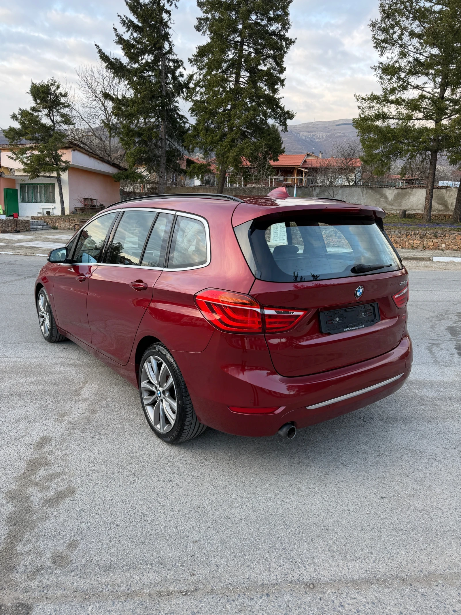 BMW 218 d* GRAND* TOURER* M-pack* Luxury-Line, снимка 5 - Автомобили и джипове - 53956366