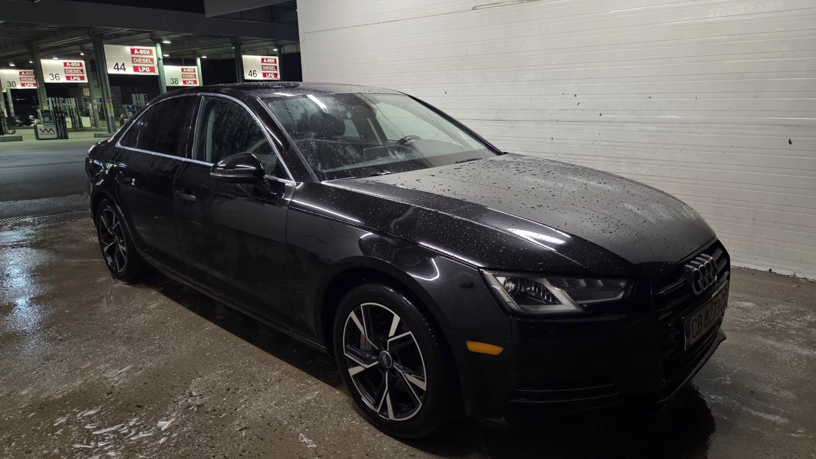 Audi A4 2.0 TFSI QUATTRO, снимка 3 - Автомобили и джипове - 54047011