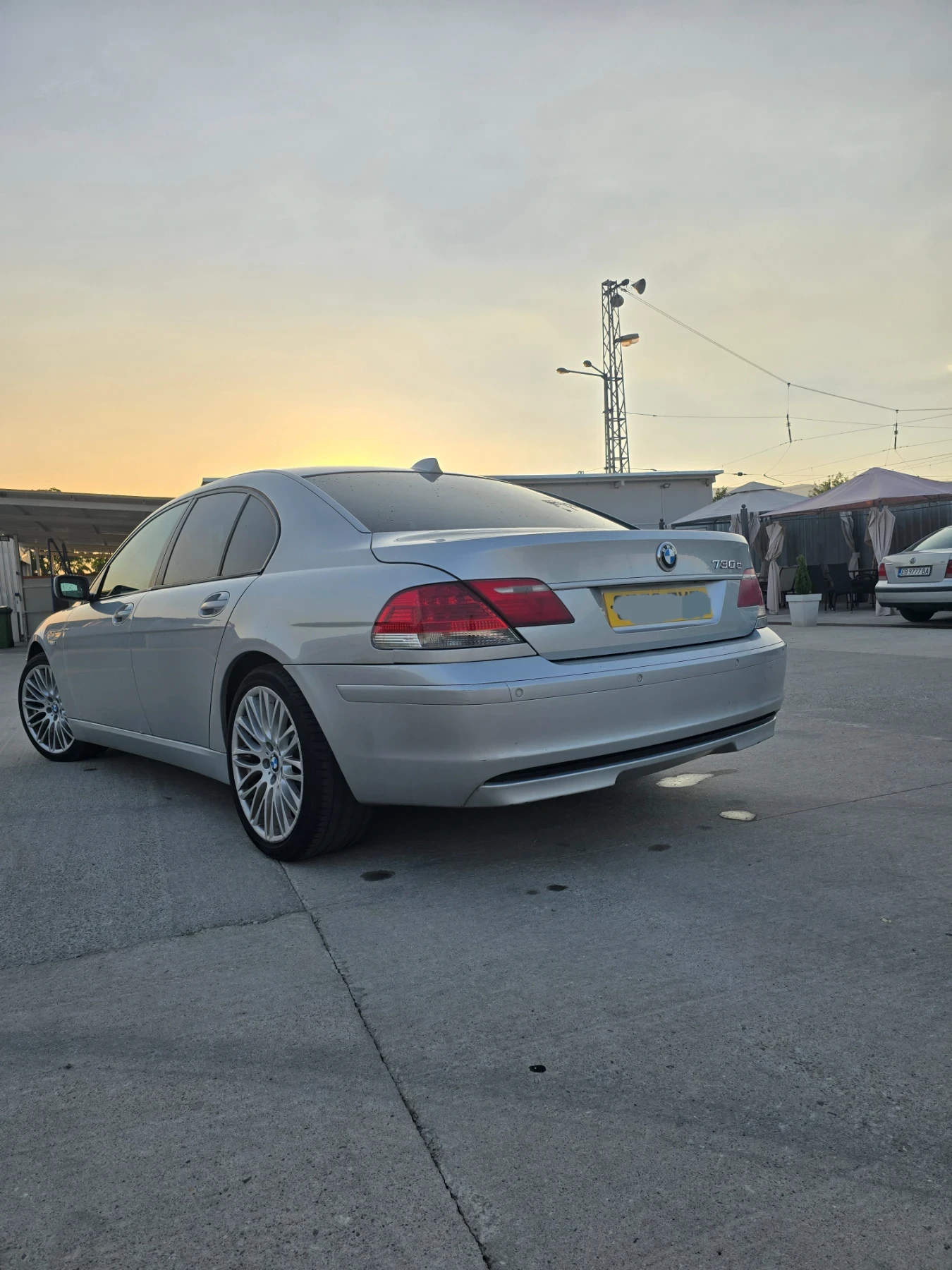 BMW 730, снимка 2 - Автомобили и джипове - 54110018