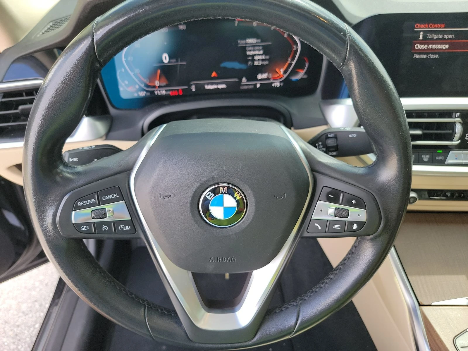 BMW 330 xDrive SPORT LINE, снимка 9 - Автомобили и джипове - 54272190