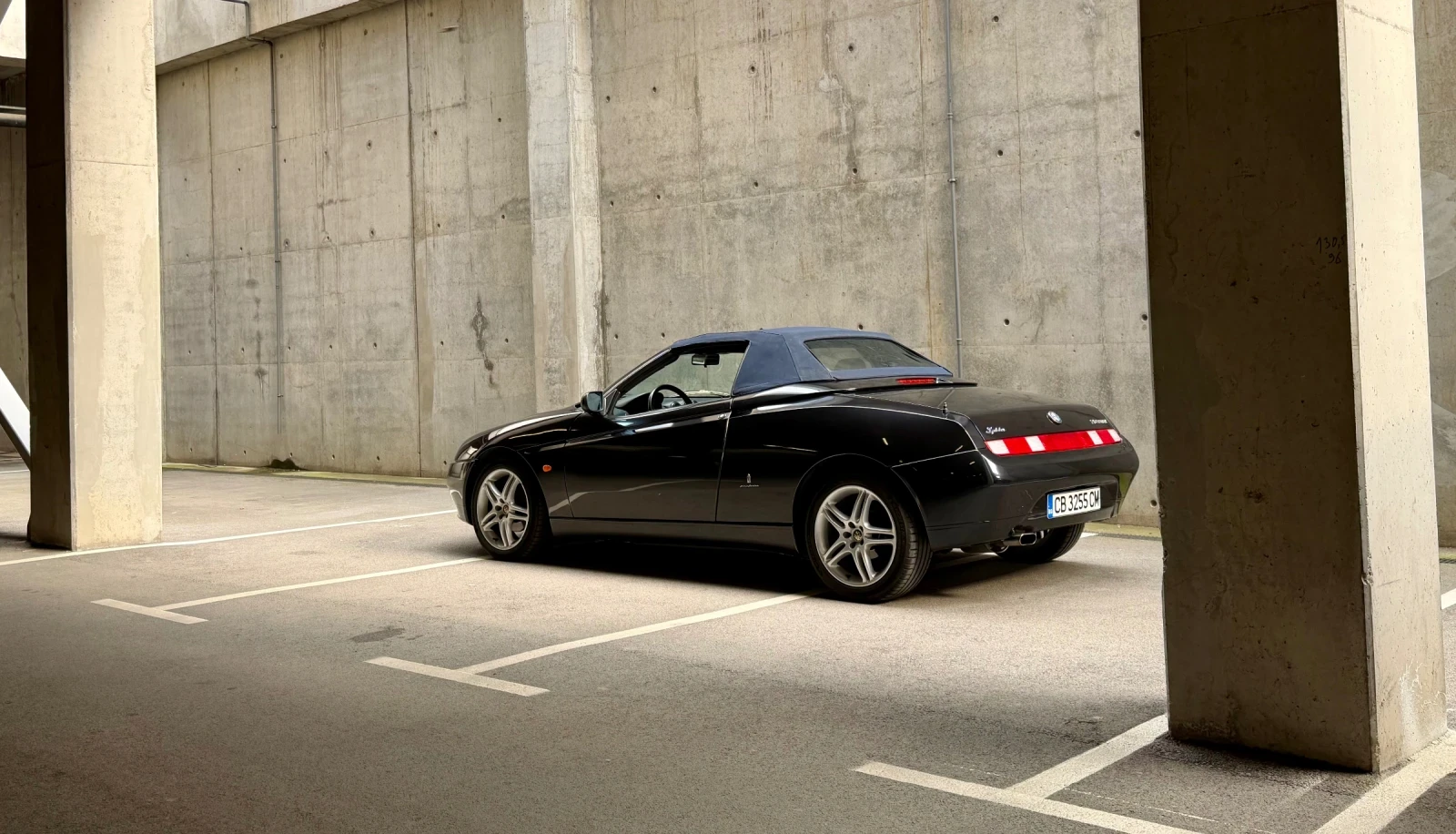 Alfa Romeo Spider Limited edition, снимка 13 - Автомобили и джипове - 54799691
