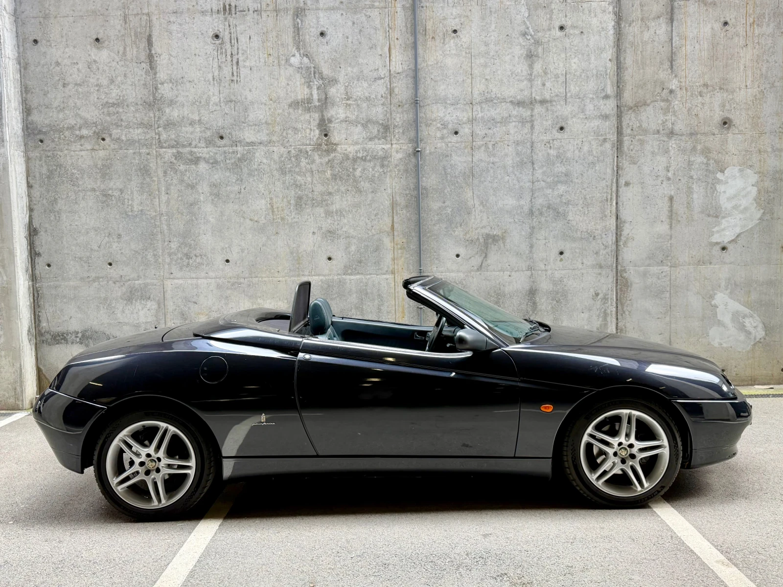 Alfa Romeo Spider Limited edition, снимка 4 - Автомобили и джипове - 54799691