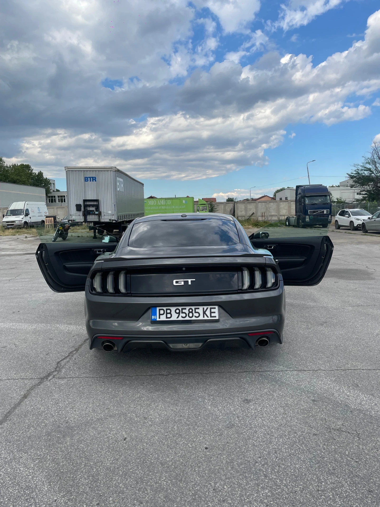 Ford Mustang GT 2017 Premium, снимка 10 - Автомобили и джипове - 54980934