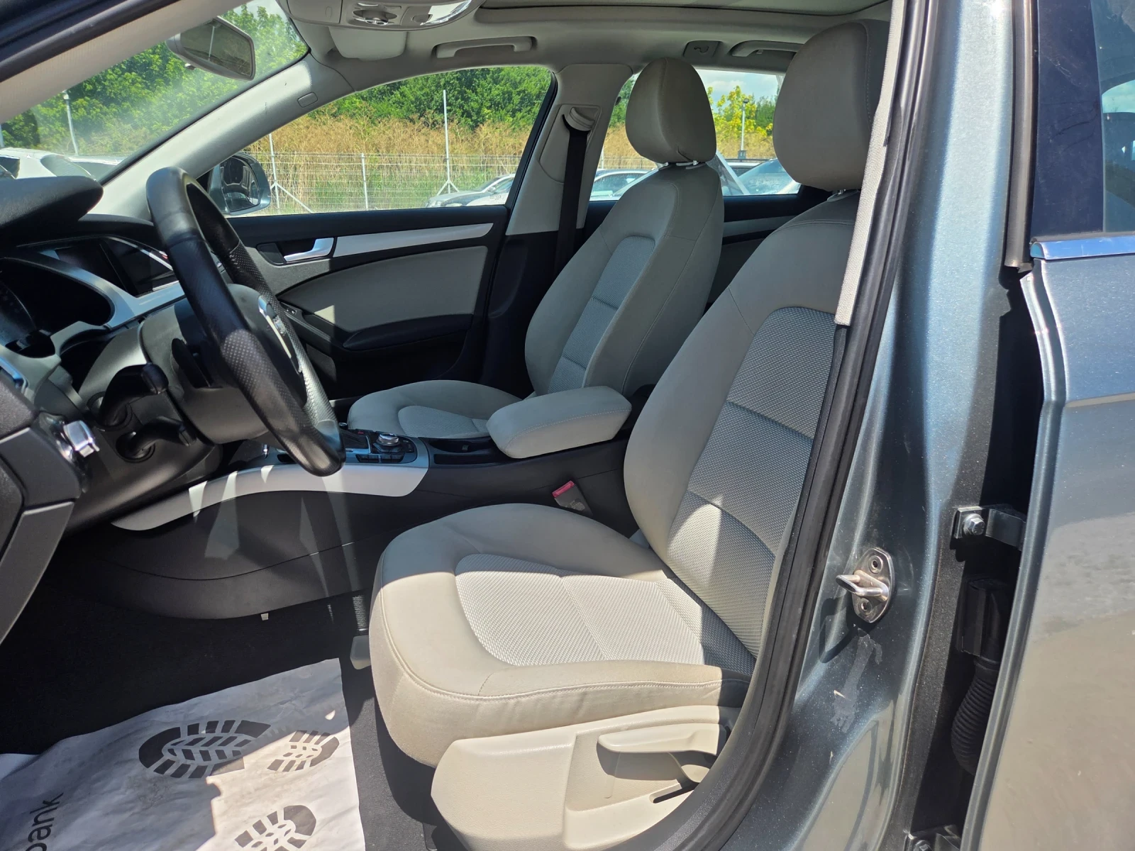 Audi A4 Allroad 3.0TDi/4?4/АВТОМАТ, снимка 9 - Автомобили и джипове - 55395392
