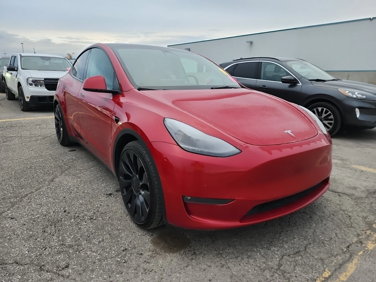 Tesla Model Y PERFORMANCE, снимка 2 - Автомобили и джипове - 56716111
