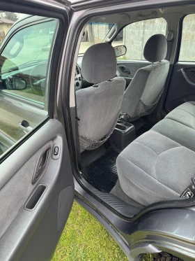 Mazda Tribute 2.0i, снимка 11