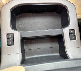 Toyota Sequoia Platinum 5.7, снимка 14