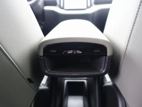 Volvo EX30 Extended Range Single Motor Plus, снимка 14