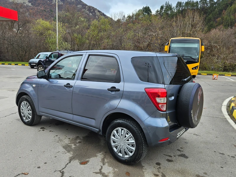 Daihatsu Terios 1.5 GAZ/NAVIGACIA/4X4, снимка 4 - Автомобили и джипове - 48200730