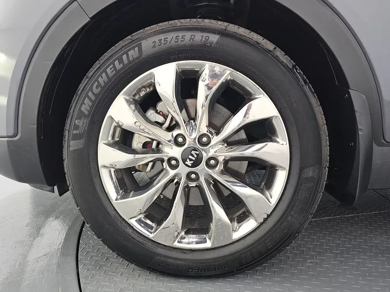 Kia Sorento Diesel 2.2 4Wd Noblesse Special, снимка 5 - Автомобили и джипове - 55640127