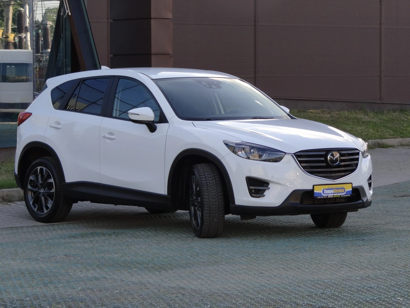 Mazda CX-5 2.2d-Skyactiv /Navi/Distronik/Camera/Euro-6B/4X4/ - изображение 6