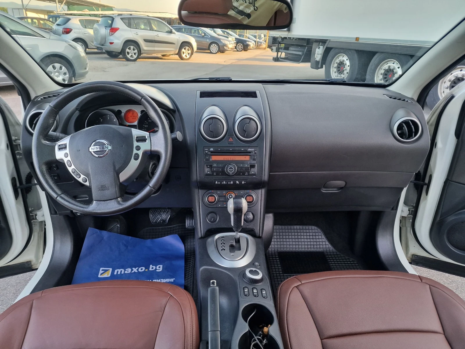Nissan Qashqai 2.0DCI 4X4 АВТОМАТ  - изображение 9