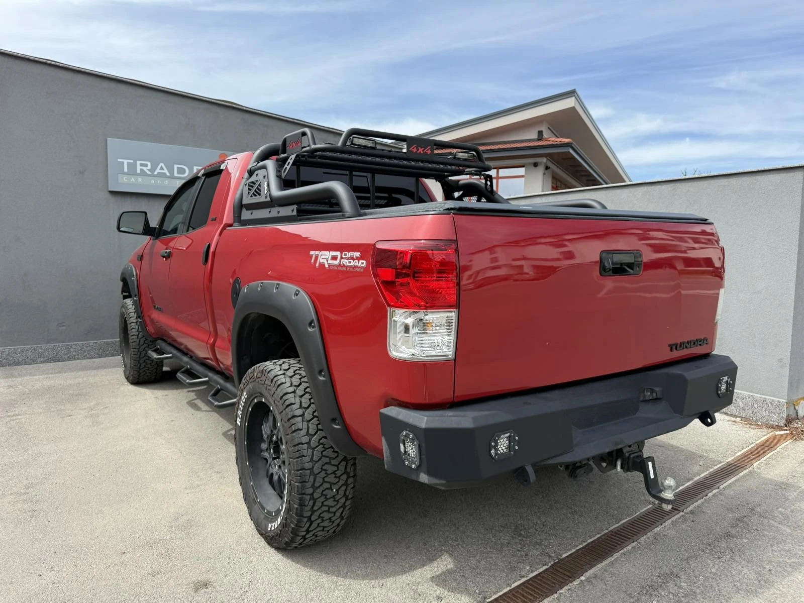 Toyota Tundra 5.7L DOUBLE CAB AWD - изображение 6