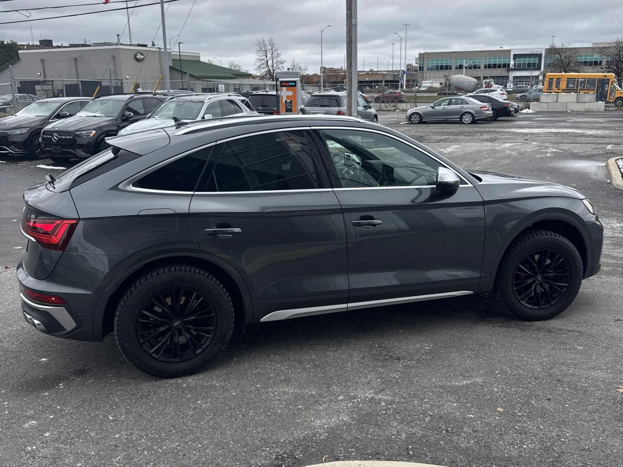 Audi SQ5 CARFAX* *   *  | Mobile.bg   3